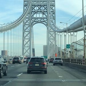 Meet your Posher, Dina